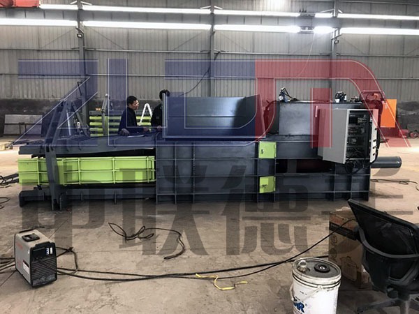 新疆廢紙皮打包機設(shè)計