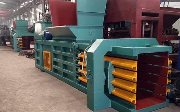 牧草打包機(jī)大概多少錢(qián)